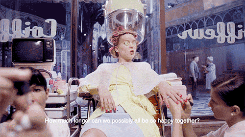 10 Ridiculously Relatable Salon Moments