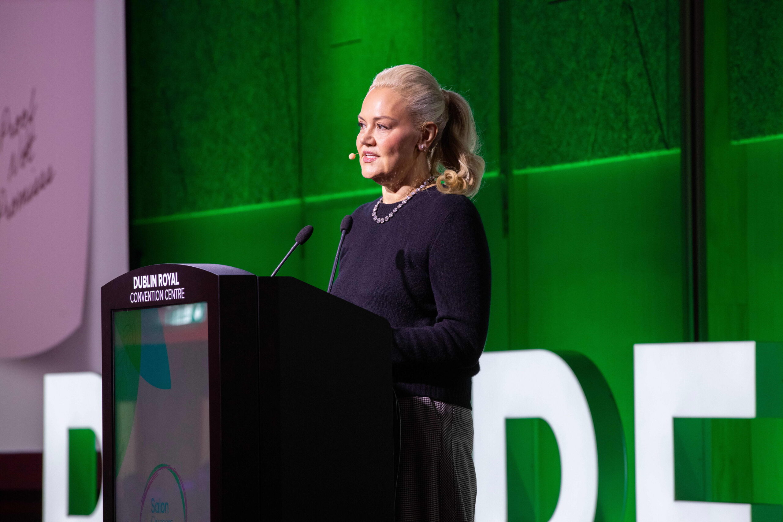 Caroline Hirons: Building a High-Performing Salon Culture