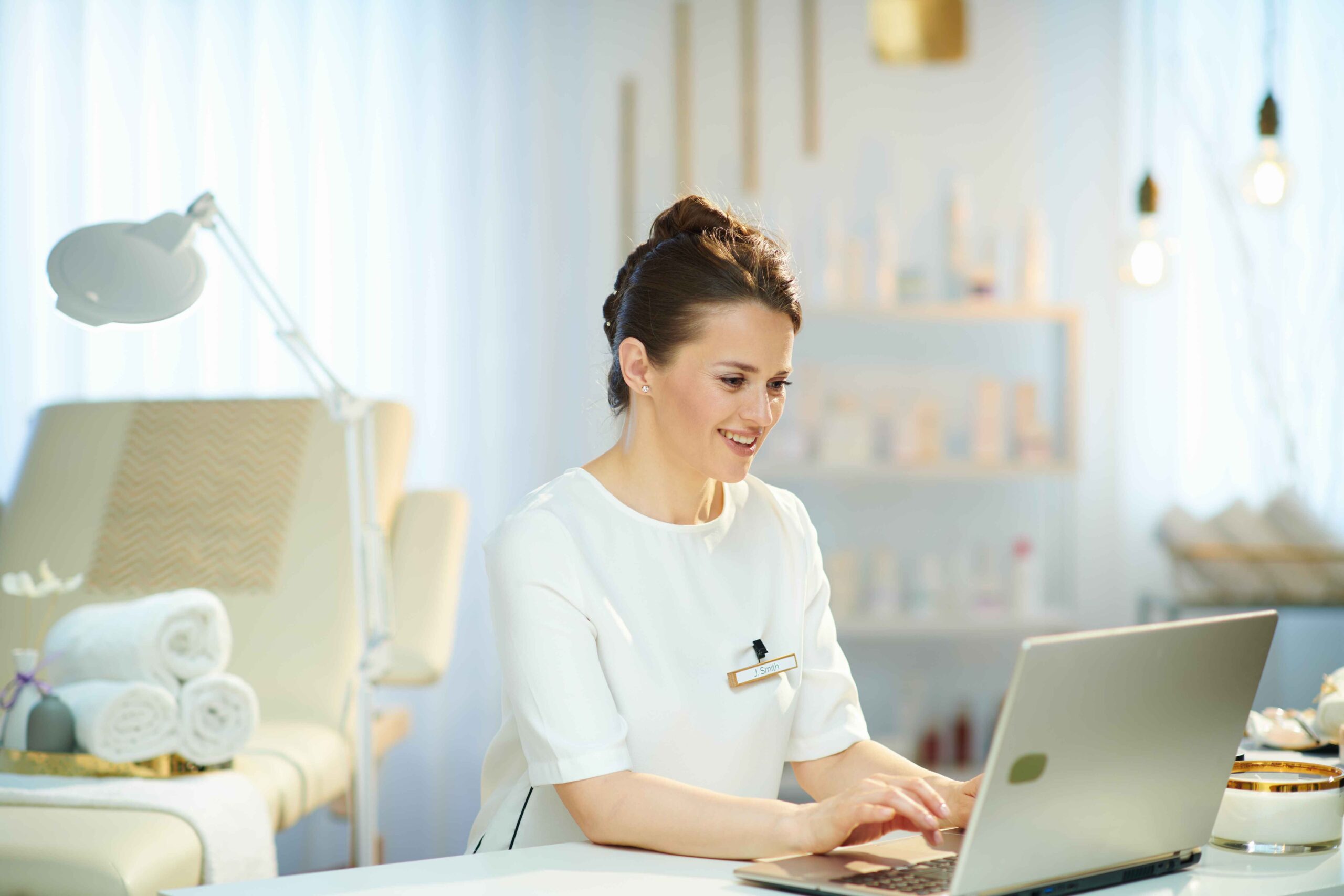 What to Look for in Med Spa Management Software: Forms, Treatment Plans, Targets, and Reporting